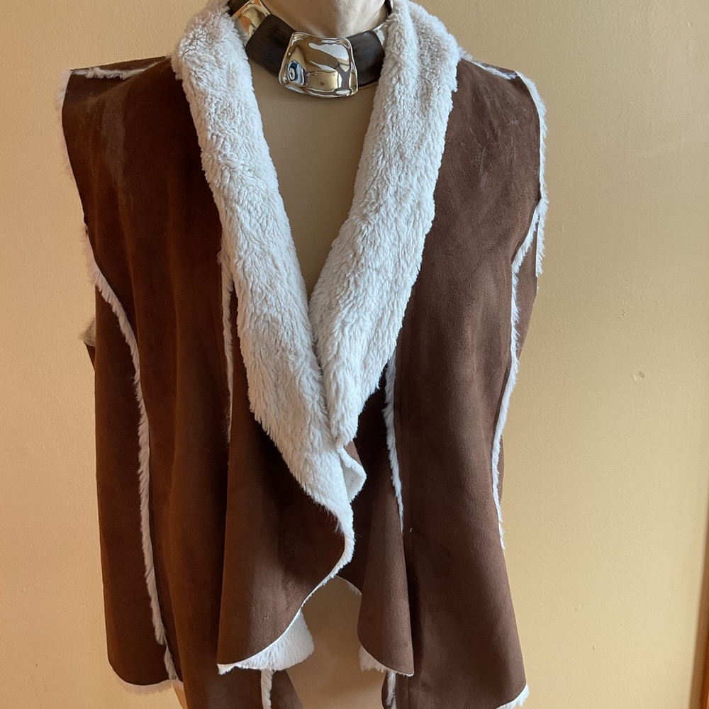 New York Yoki Faux Suede Faux Fur Vest  size XL
